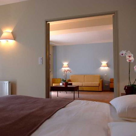 Clarion Suites Corneille Luchon Bagneres-de-Luchon ห้อง รูปภาพ