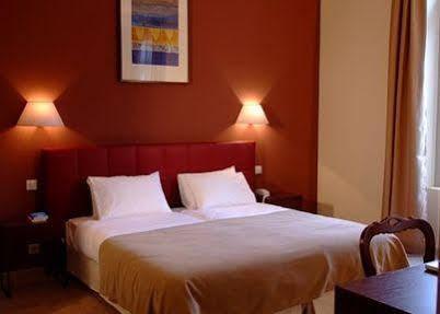 Clarion Suites Corneille Luchon Bagneres-de-Luchon ภายนอก รูปภาพ