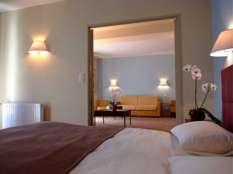 Clarion Suites Corneille Luchon Bagneres-de-Luchon ห้อง รูปภาพ